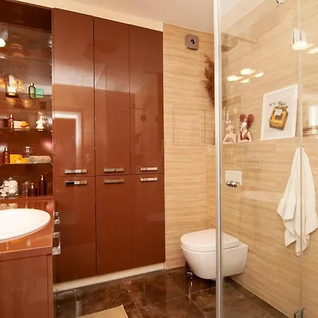 Modern & Comfy With Easy Access To Center Bratislava